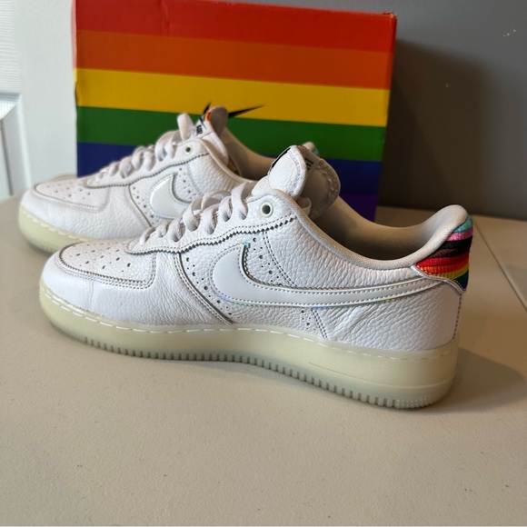 Nike Air Force 1 Low Be True in White/Multi-Color - Picture 11 of 14
